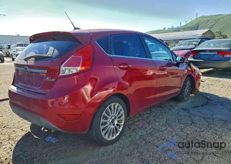 2016 Ford Fiesta Titanium z USA, uszkodzony, nr VIN 3FADP4FJ3GM120182